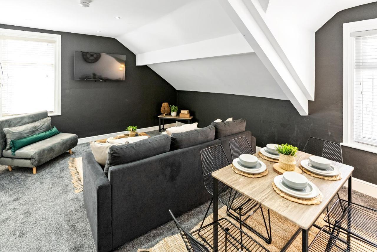 The Treehouse At The Hideaway Stamp Sa Villa Blackpool Eksteriør bilde